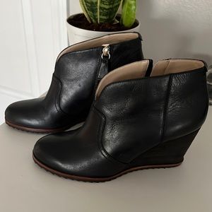 Dr Scholls Black Wedges